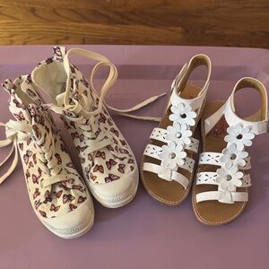 Set of White Floral Sandals and Butterfly Print Sneaker Boots